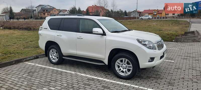 Toyota Land cruiser prado (2012)