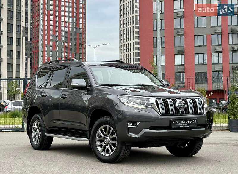 Toyota Land cruiser prado (2017)