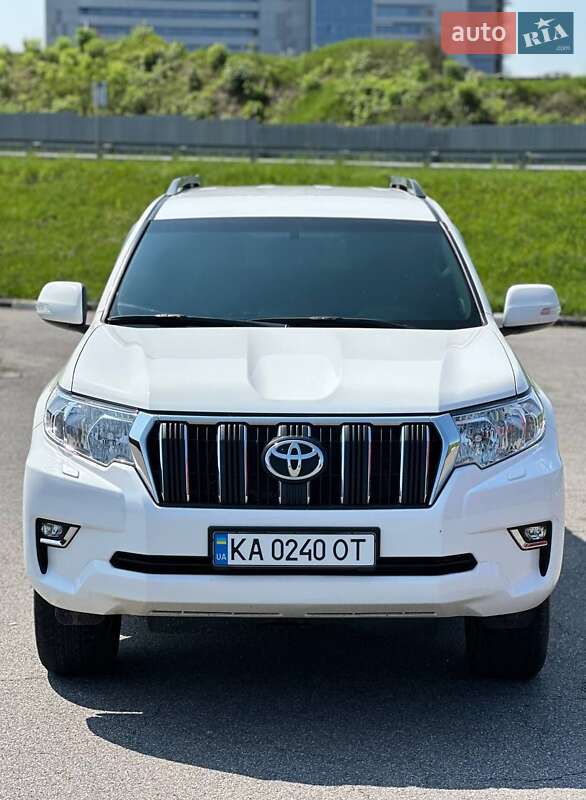 Toyota Land cruiser prado (2019)