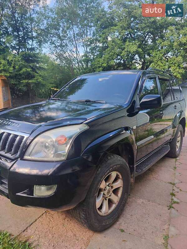 Toyota Land cruiser prado (2005)