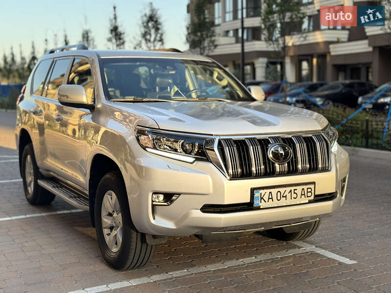 Toyota Land cruiser prado (2019)