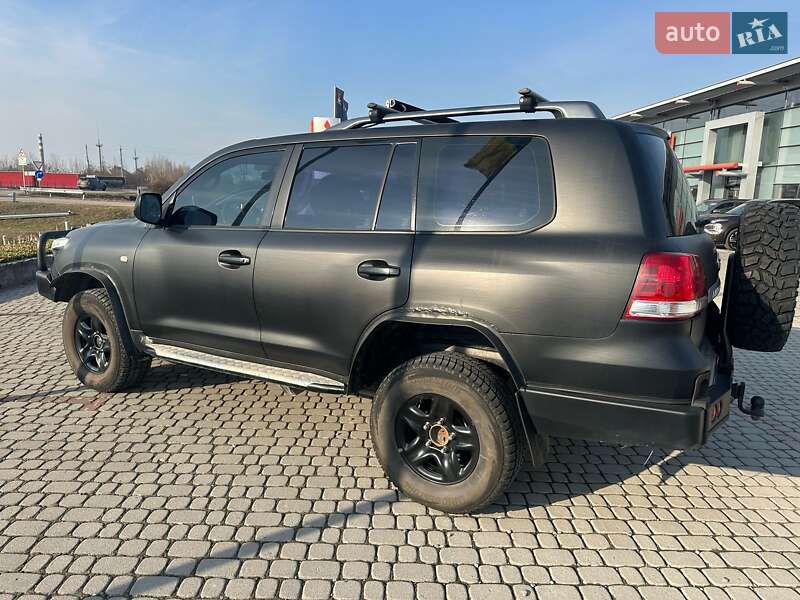 Toyota Land cruiser (2010)