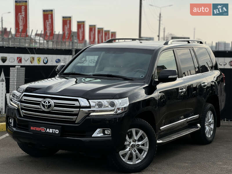 Toyota Land cruiser (2016)