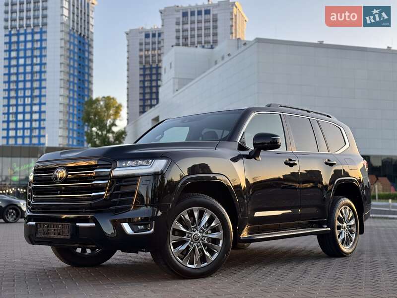 Toyota Land cruiser (2023)