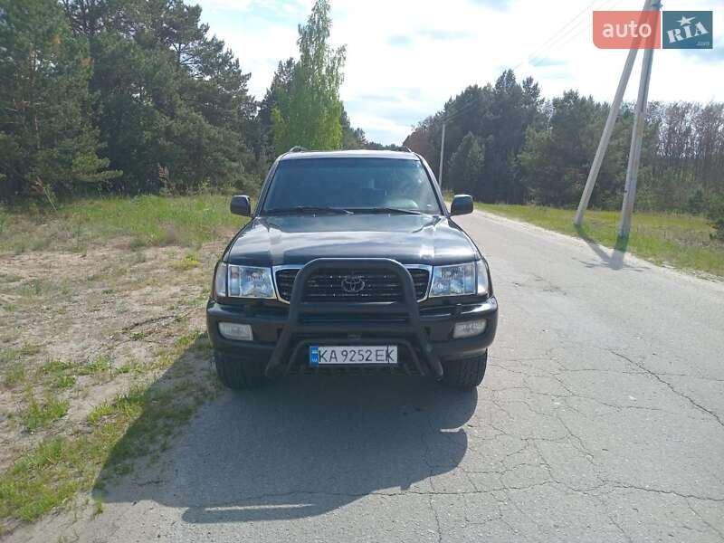 Toyota Land cruiser (2001)