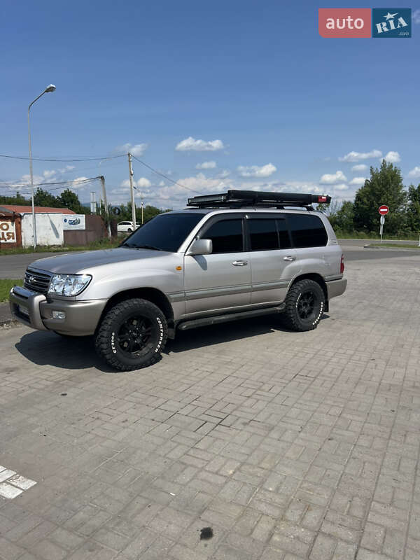 Toyota Land cruiser (2002)