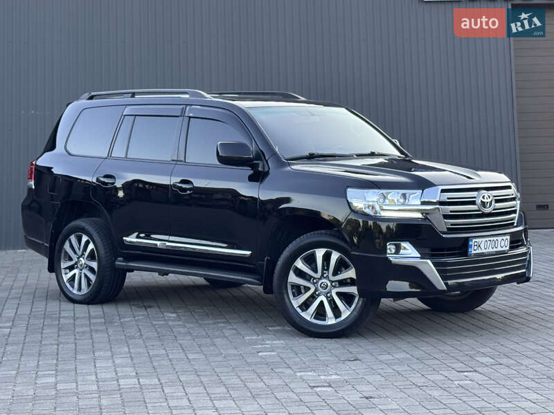 Toyota Land cruiser (2008)