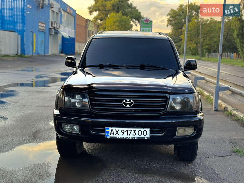 Toyota Land cruiser (2000)