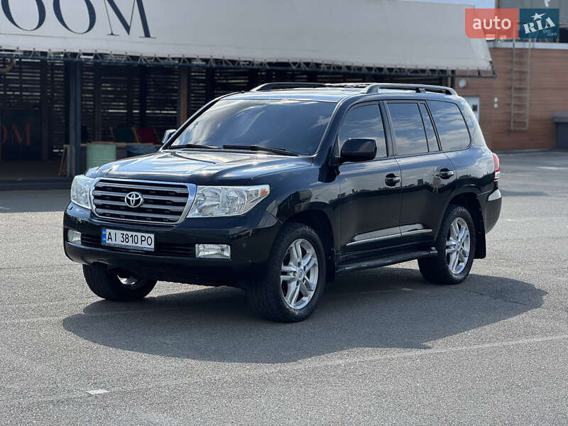 Toyota Land cruiser (2008)