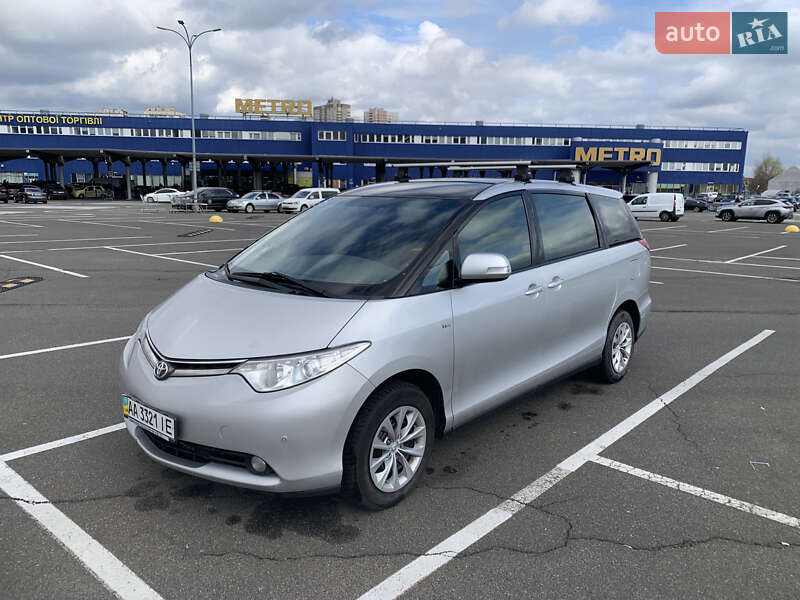 Toyota Previa (2007)