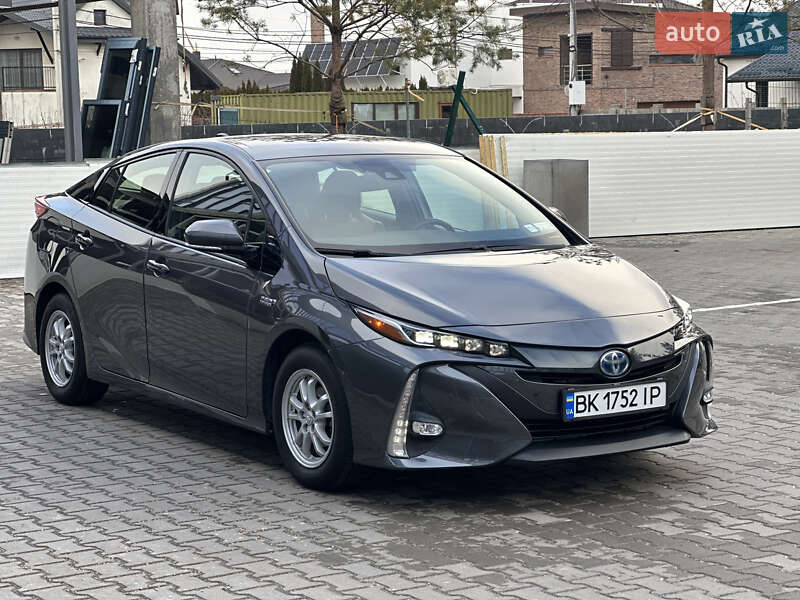 Toyota Prius prime (2018)