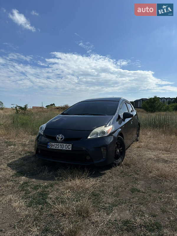Toyota Prius (2013)