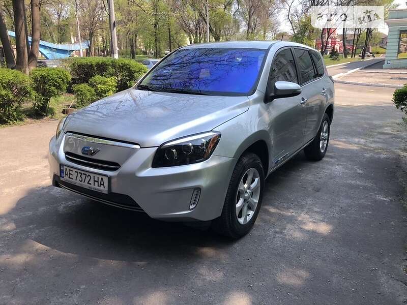 Toyota Rav4 ev (2014)