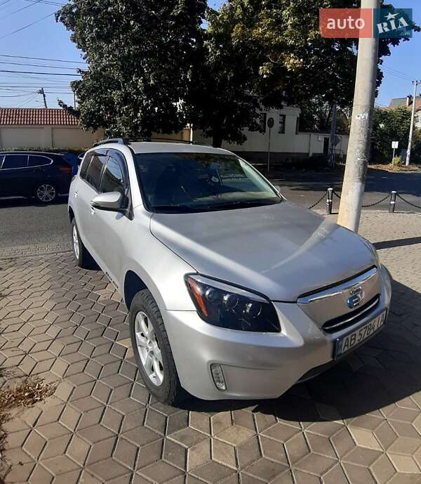 Toyota Rav4 ev (2014)