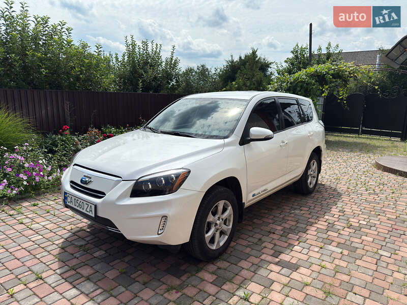 Toyota Rav4 ev (2013)