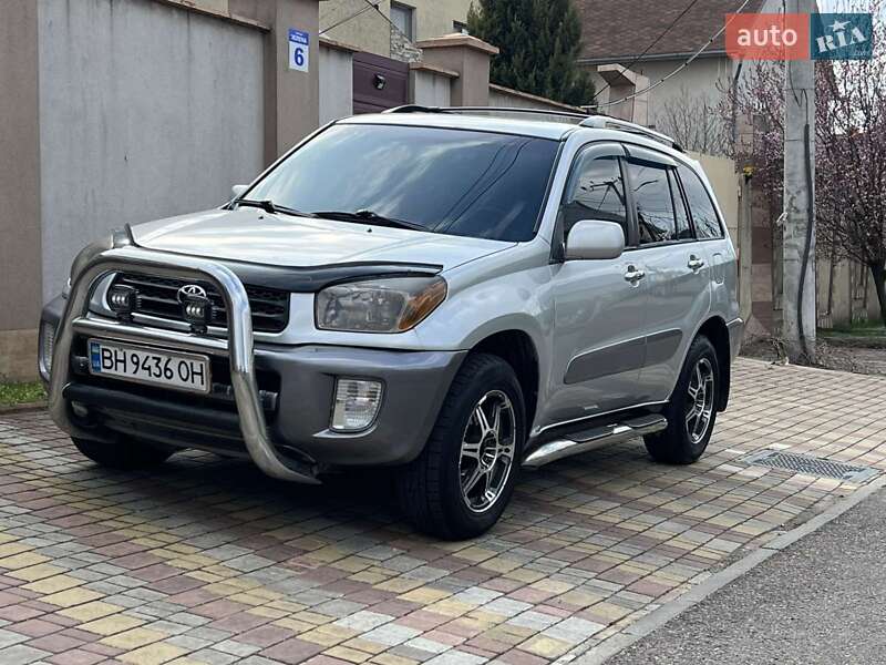 Toyota Rav4 (2003)