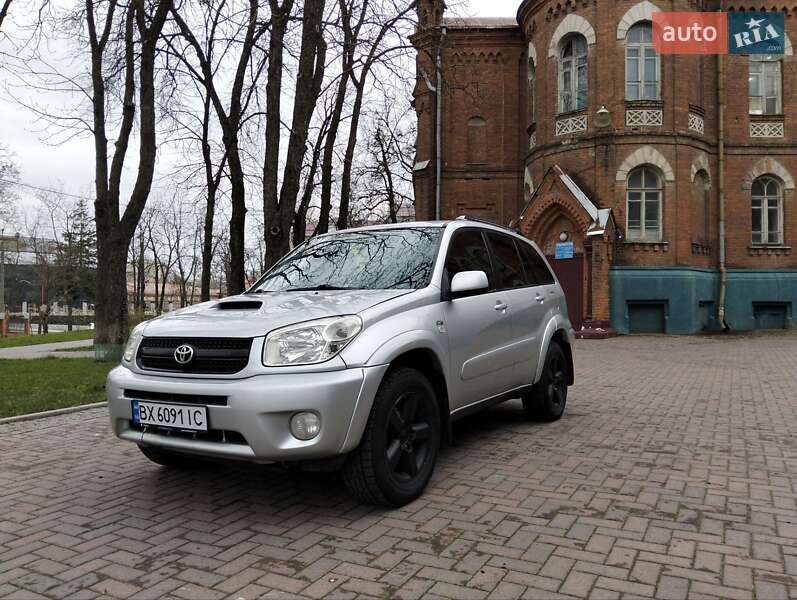 Toyota Rav4 (2004)