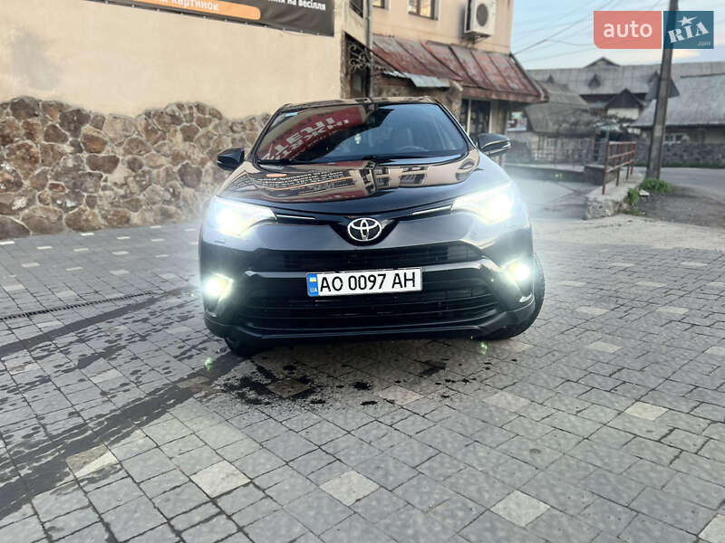 Toyota Rav4 (2017)