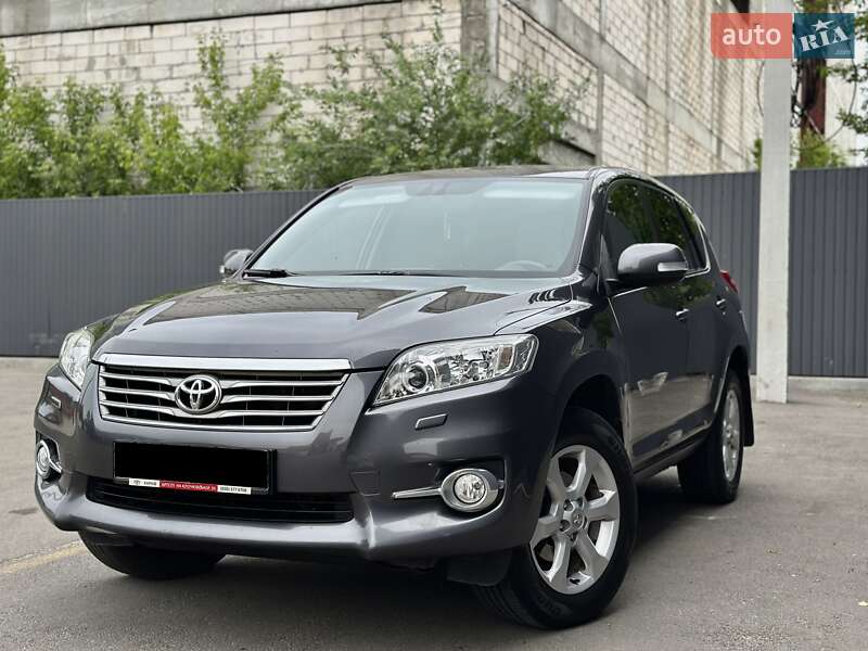 Toyota Rav4 (2011)