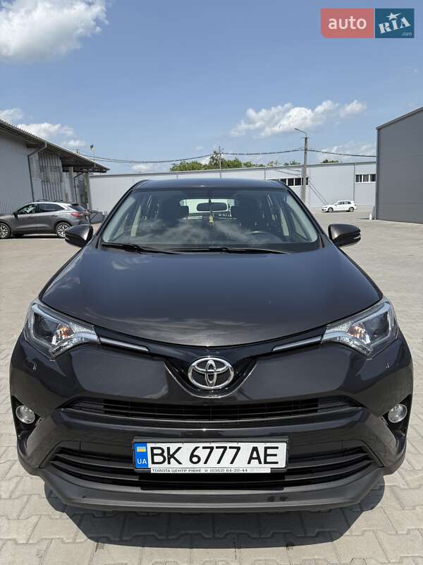 Toyota Rav4 (2016)