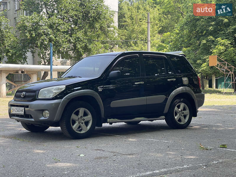 Toyota Rav4 (2004)