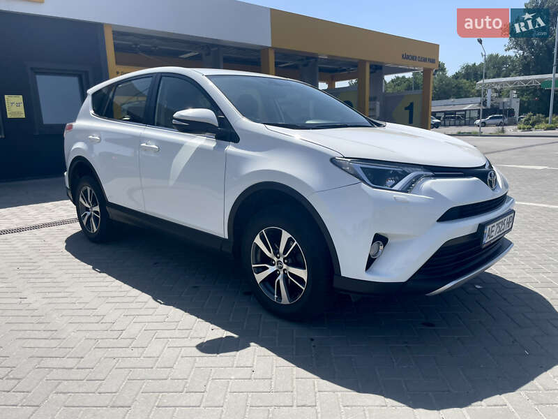 Toyota Rav4 (2016)