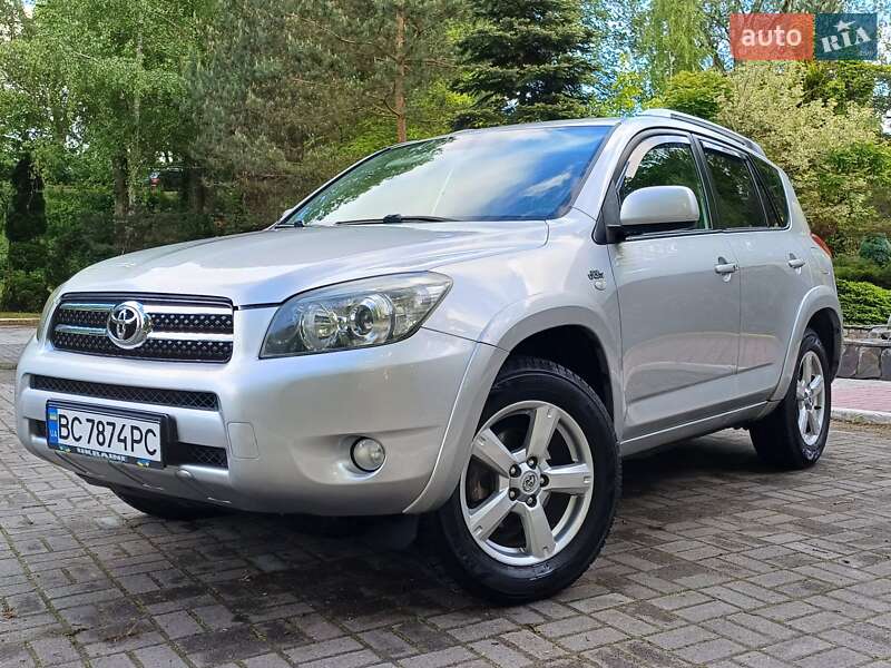 Toyota Rav4 (2006)