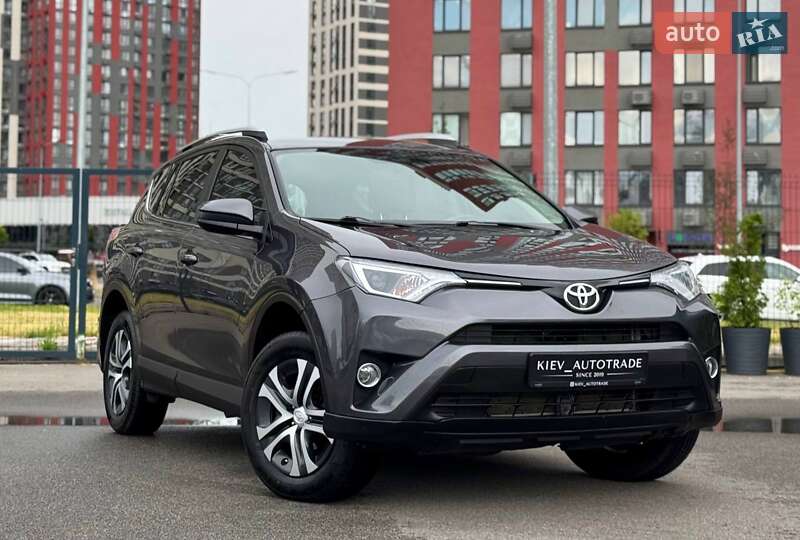 Toyota Rav4 (2016)