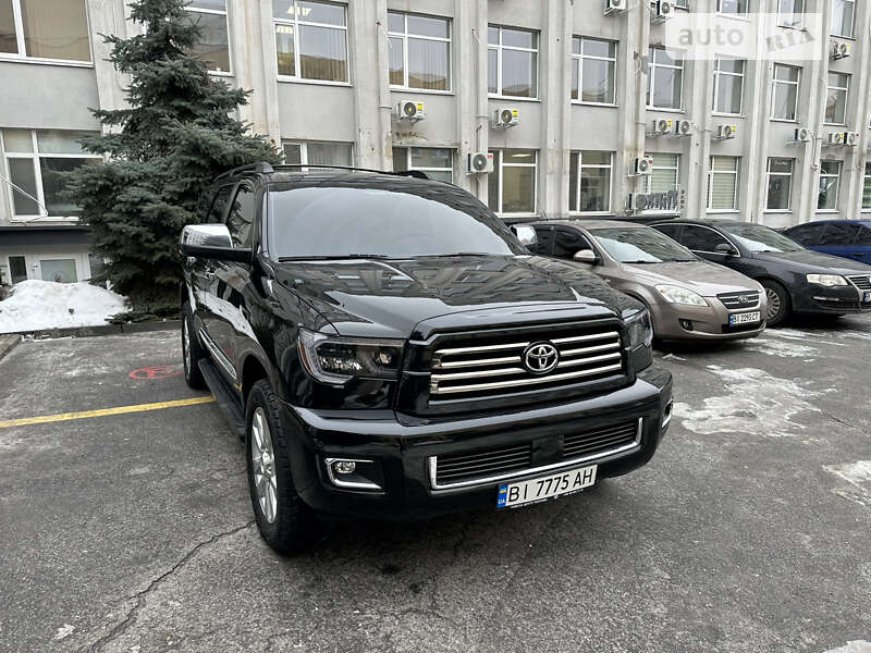 Toyota Sequoia (2008)