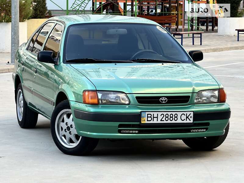 Toyota Tercel (1996)
