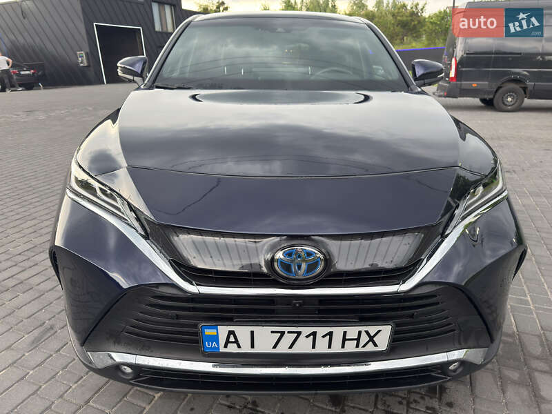 Toyota Venza (2024)