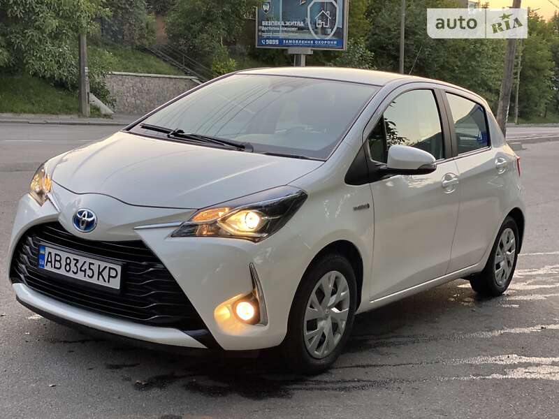 Toyota Yaris hybrid (2019)