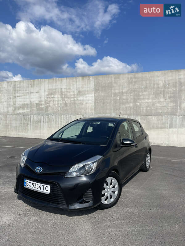 Toyota Yaris (2014)