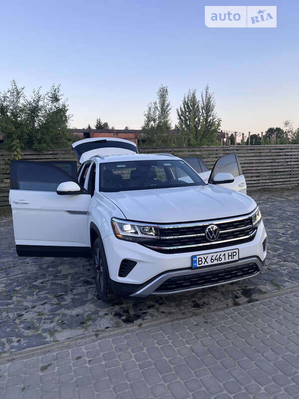 Volkswagen Atlas cross sport (2020)
