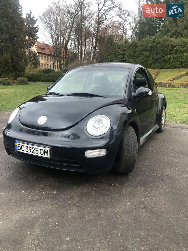 Volkswagen New beetle (2004)
