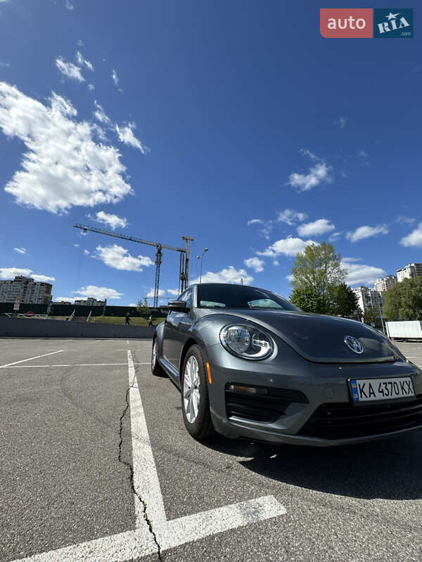 Volkswagen Beetle (2017)