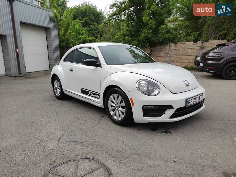 Volkswagen Beetle (2017)