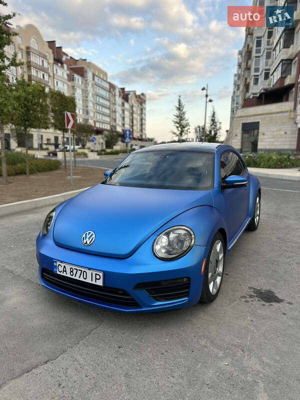 Volkswagen Beetle (2016)