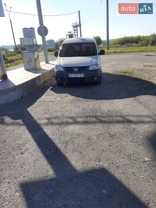 Volkswagen Caddy (2009)