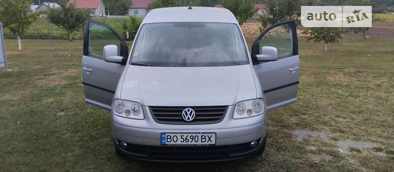 Volkswagen Caddy (2010)