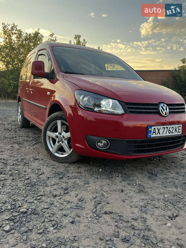 Volkswagen Caddy (2011)