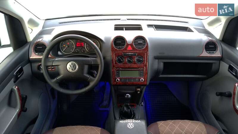 Volkswagen Caddy (2004)