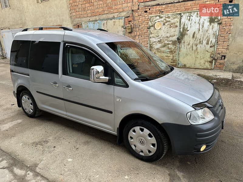 Volkswagen Caddy (2005)