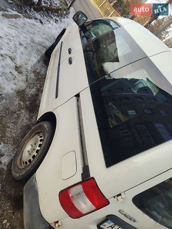 Volkswagen Caddy (2007)
