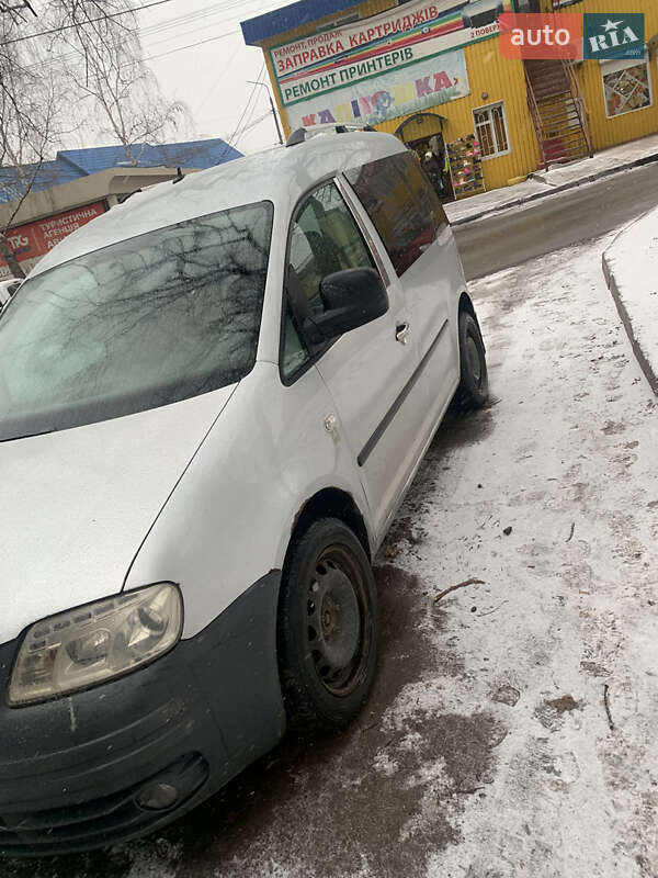 Volkswagen Caddy (2007)
