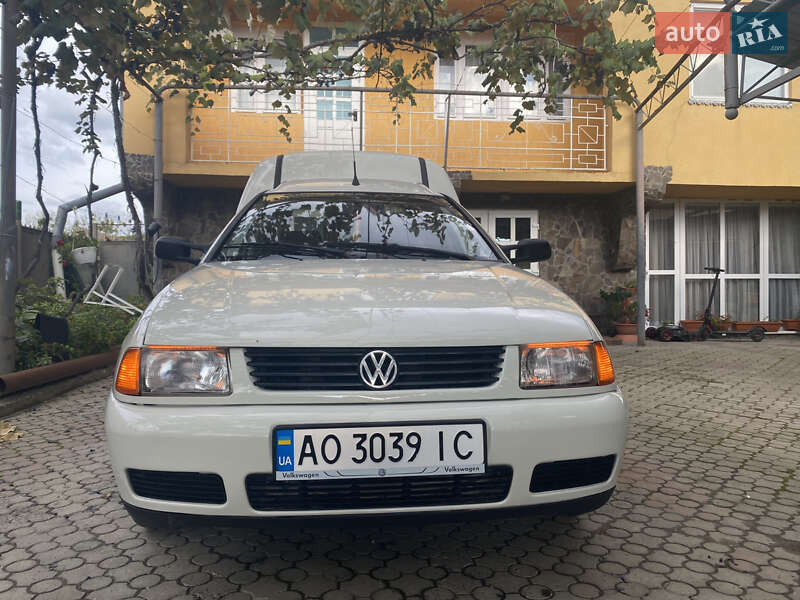 Volkswagen Caddy (2000)