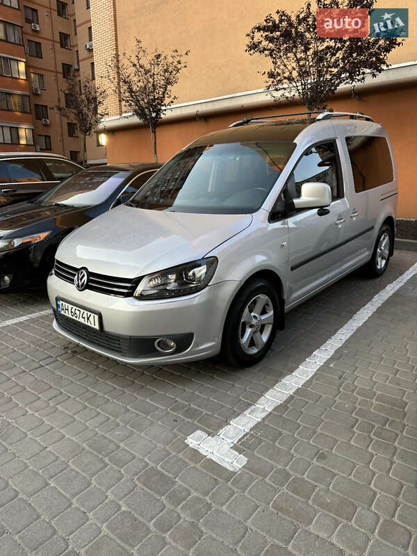 Volkswagen Caddy (2011)