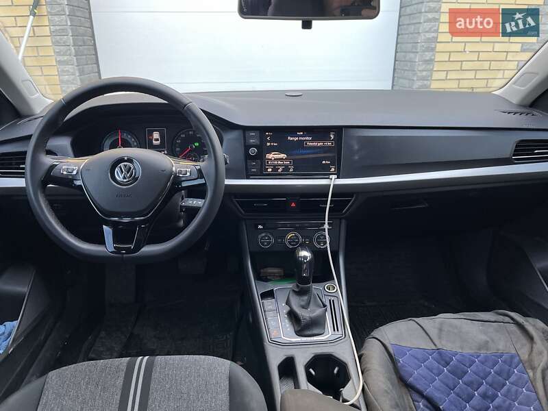Volkswagen E-lavida (2019)