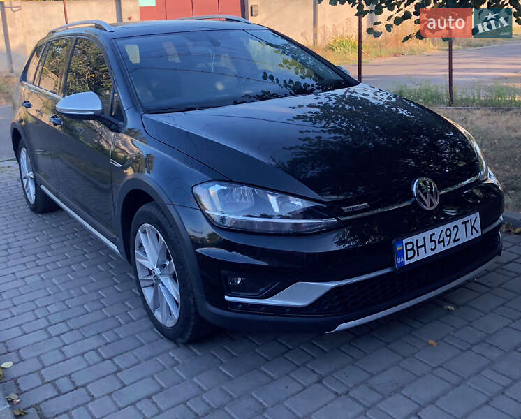 Volkswagen Golf alltrack (2019)