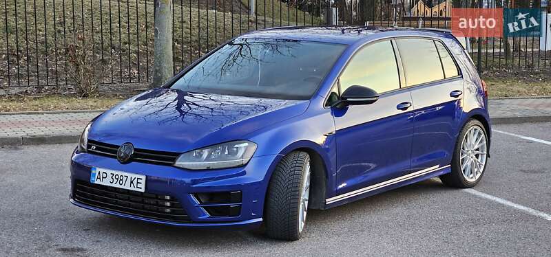 Volkswagen Golf r (2015)